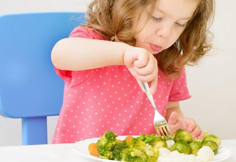 Trẻ tăng động giảm chú ý, chậm nói